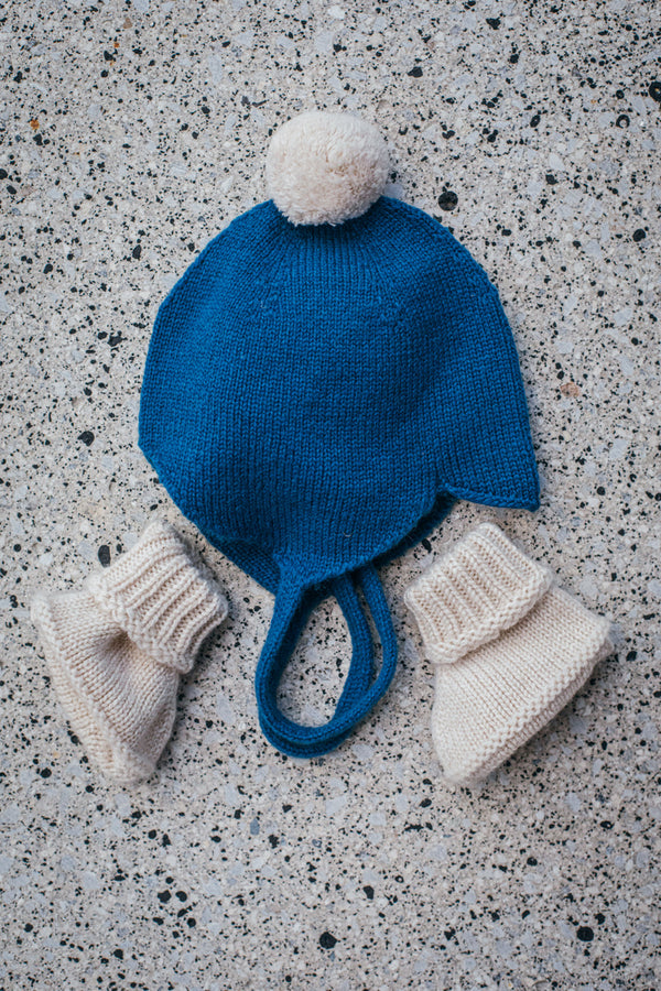Cashmere Baby Bonnet, Calder with Ivory Pom