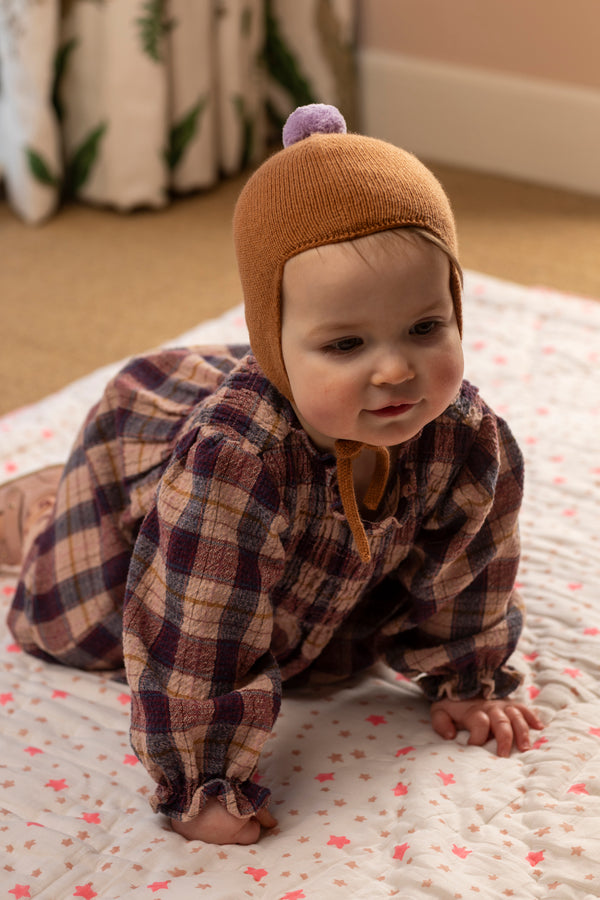 Cashmere Baby Bonnet, Toffee with Lupin Pom